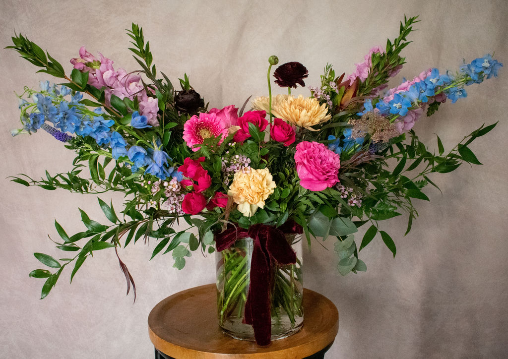 Floral arrangement by All The Pretty Things — piece 19