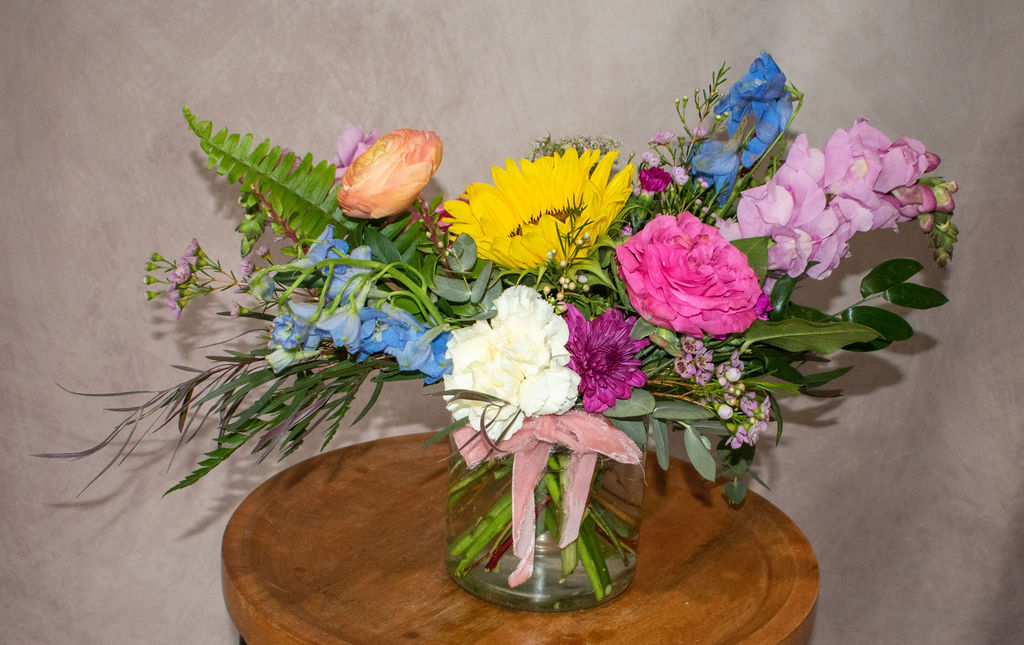 Floral arrangement by All The Pretty Things — piece 27