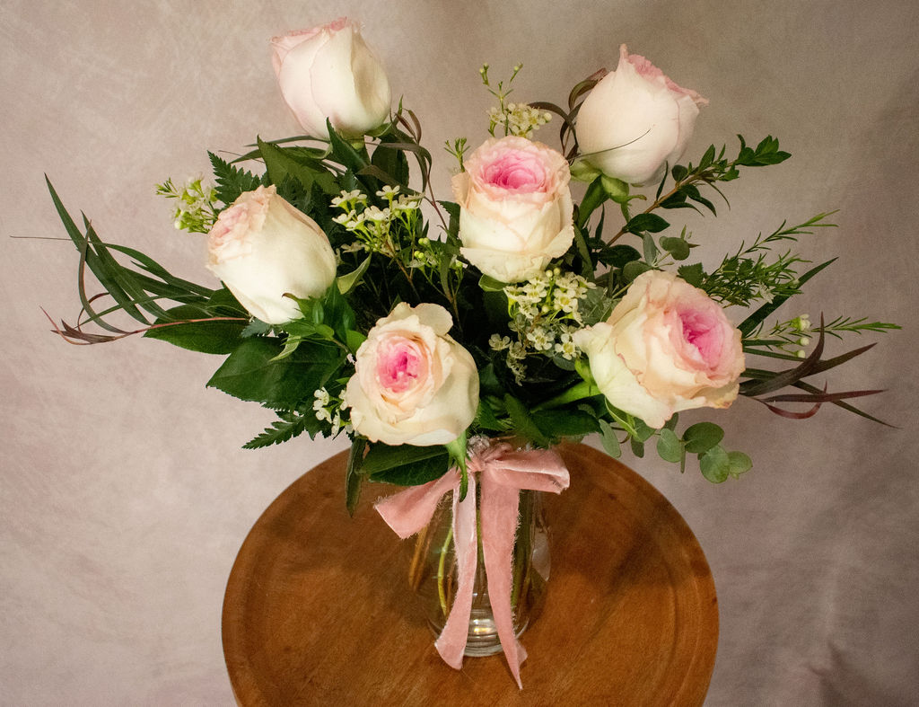 Floral arrangement by All The Pretty Things — piece 34