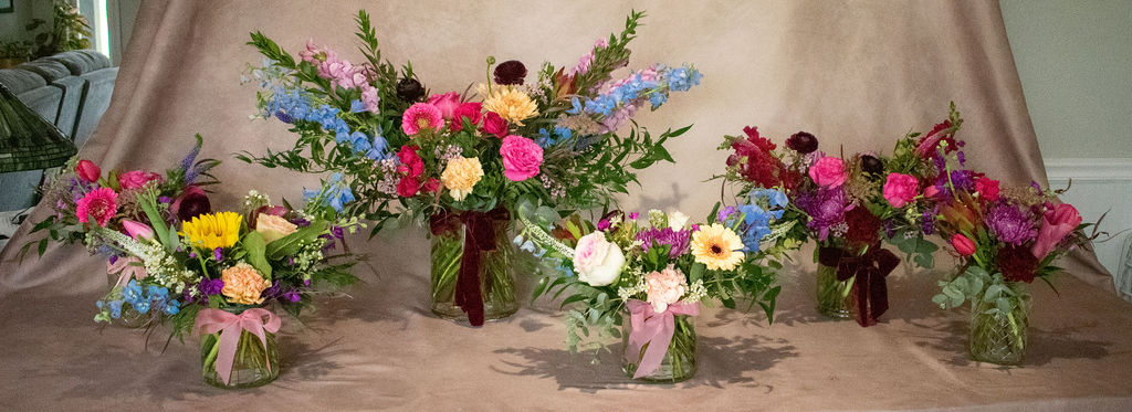 Floral arrangement by All The Pretty Things — piece 4