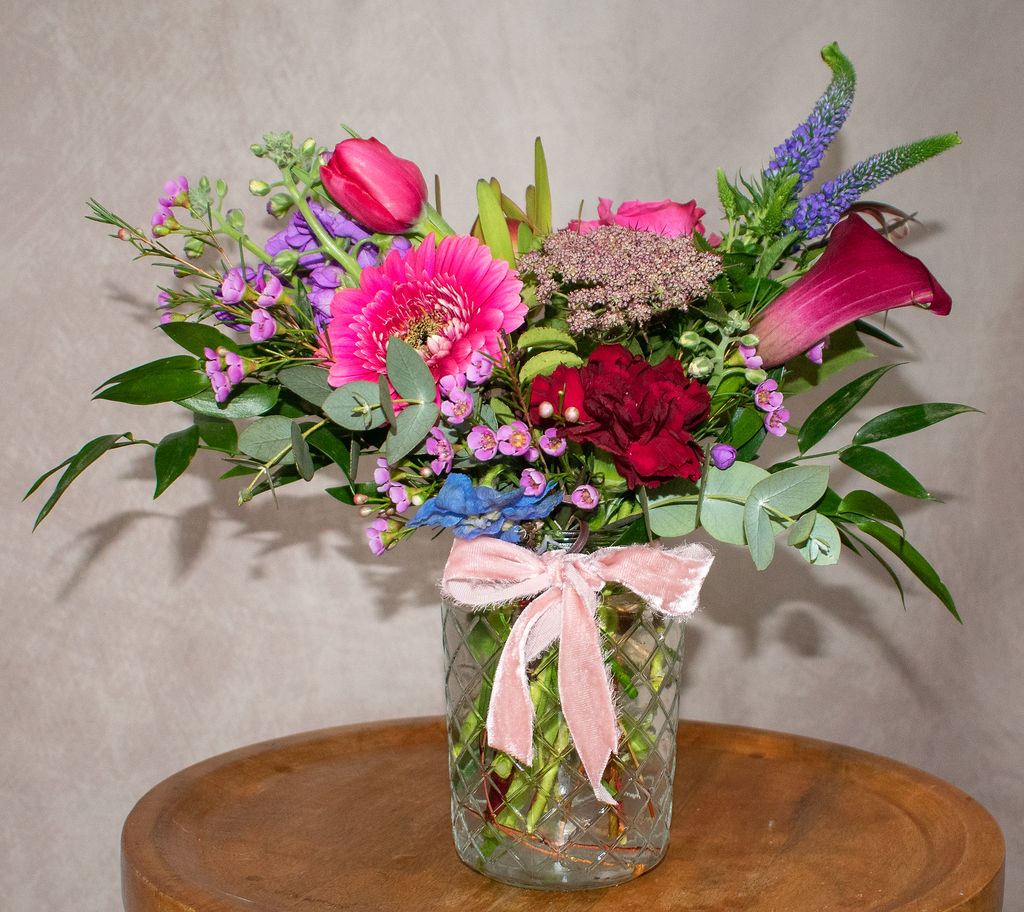 Floral arrangement by All The Pretty Things — piece 24