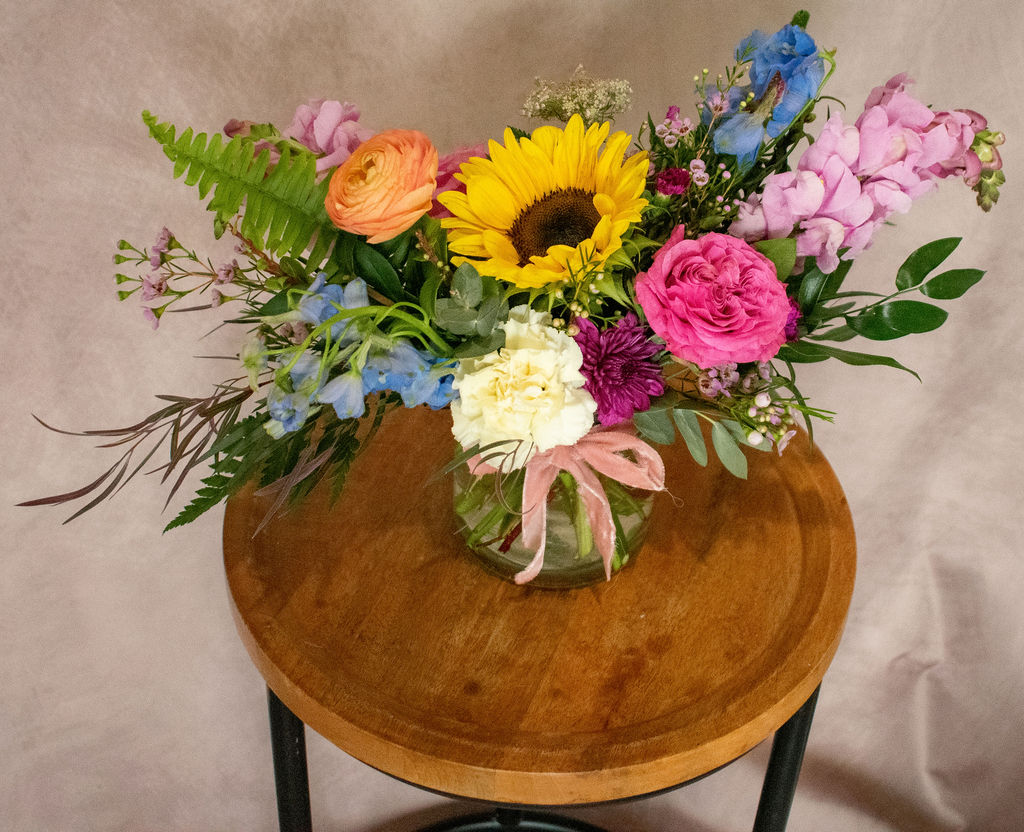 Floral arrangement by All The Pretty Things — piece 40