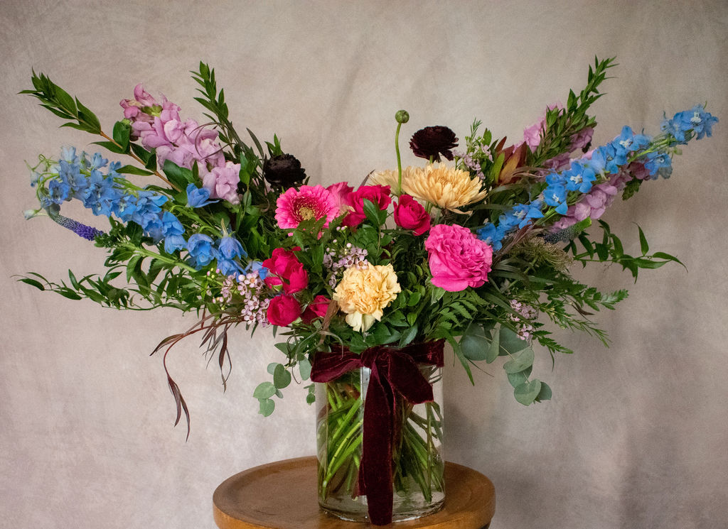 Floral arrangement by All The Pretty Things — piece 17